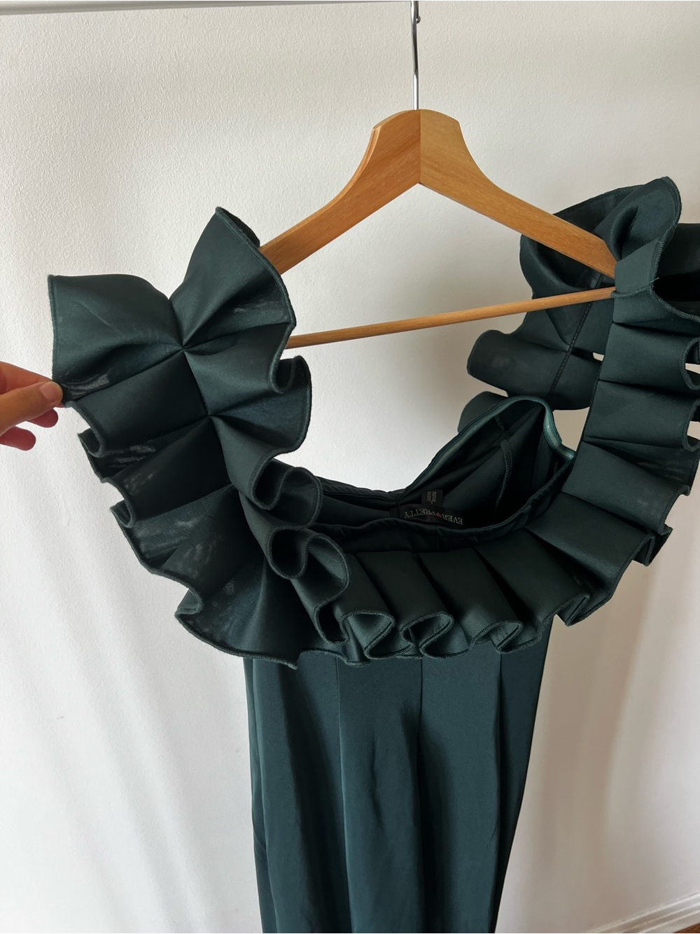 Elegant Ruffle-Trim Maxi Dress in Dark Green - Picture 4 of 4